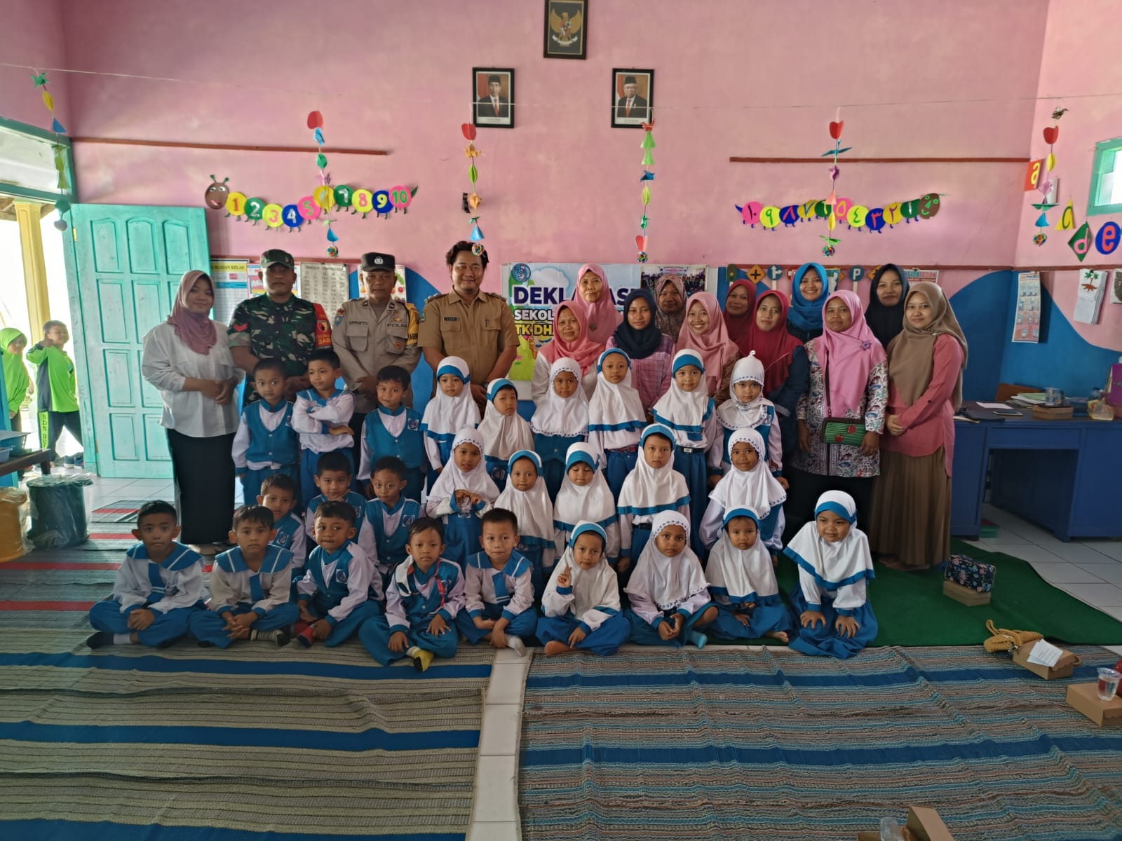 DUKUNG LINGKUNGAN YANG RAMAH ANAK, TK DHARMA WANITA DESA BULU DEKLARASIKAN SEKOLAH RAMAH ANAK